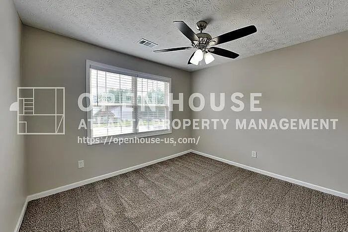 658 Castlebrooke Way SE — Photo 13