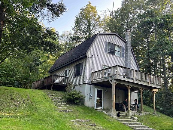 5th image of 45 Laurel Hollow Estates