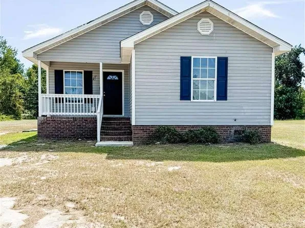 1741 Motely Dr, Dillon, SC 29536