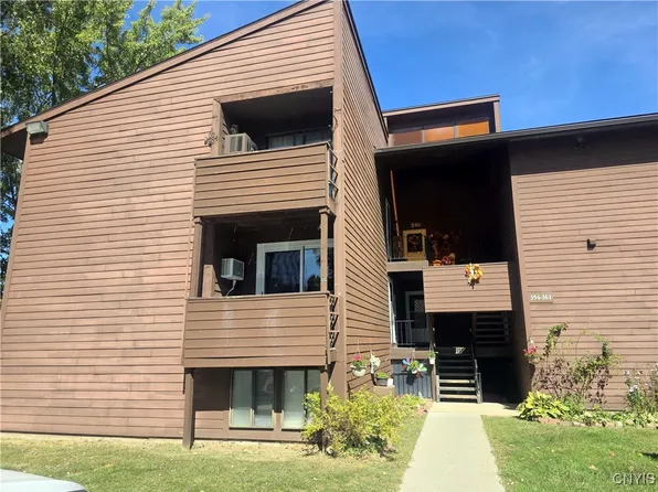 355 Village Blvd N, Baldwinsville, NY 13027