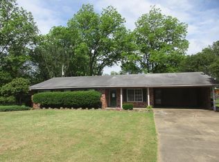 112 Gladon, West Helena, AR 72390