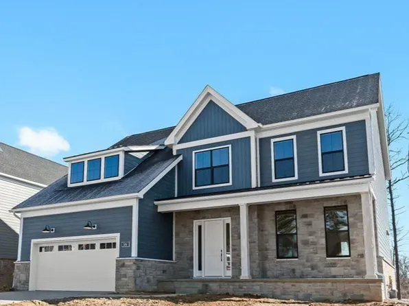 584 Concord Pines Dr, Ann Arbor, MI 48105