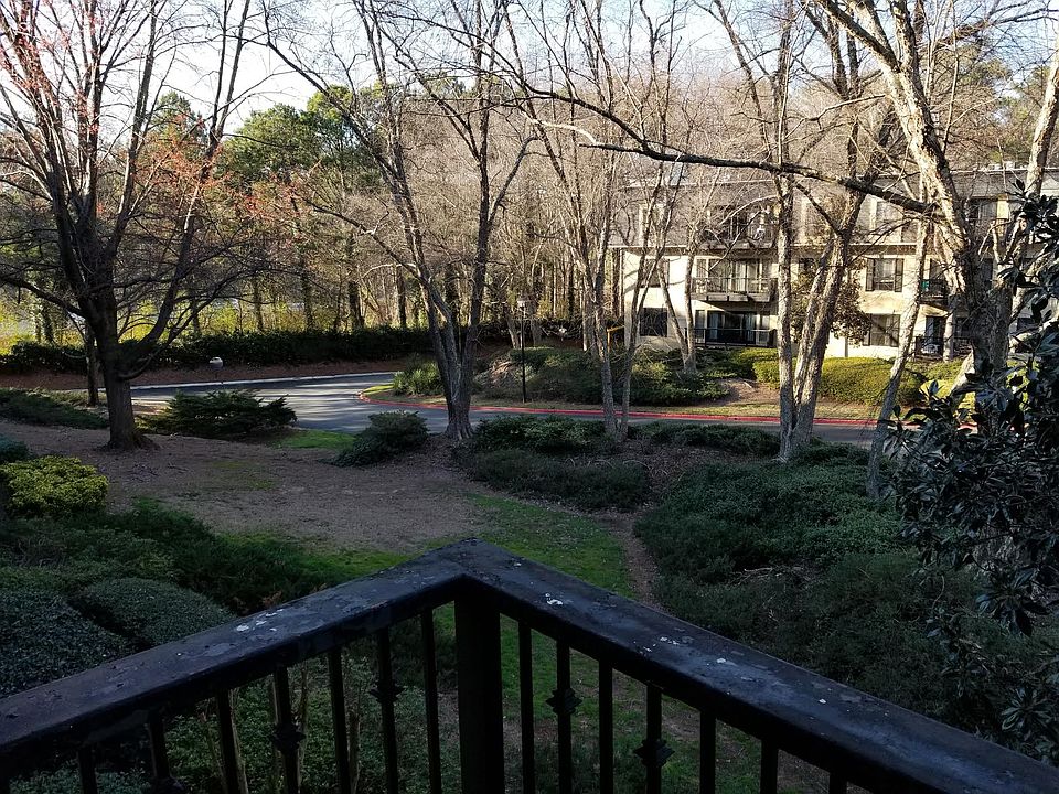 1st image of 3201 Pine Heights Dr NE #1