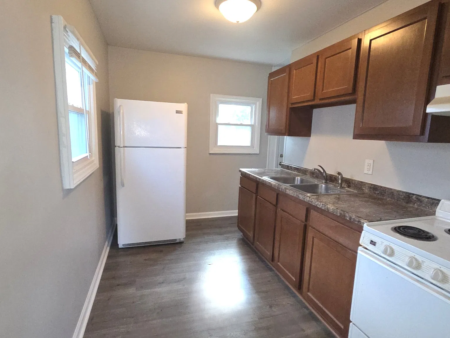2 bed, 672 sqft, $995 — Photo 4