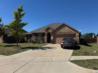 144 Landsdale Cir, Forney, TX 75126