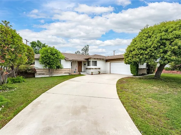1457 Mural Dr, Claremont, CA 91711
