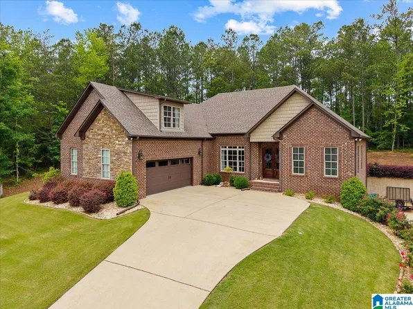 817 Grey Oaks Cv, Pelham, AL 35124