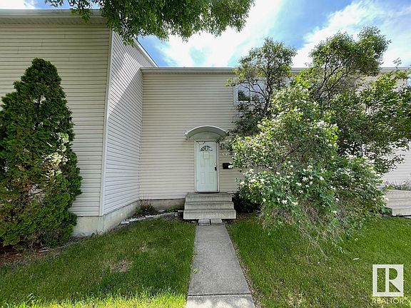 2nd image of 164 Centennial Ct NW