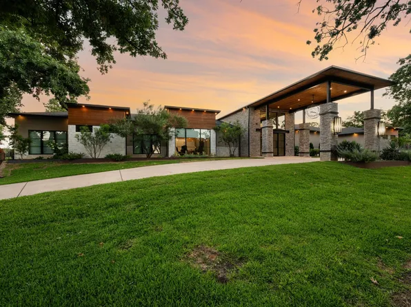 916 Dove Creek Ct, Bartonville, TX 76226