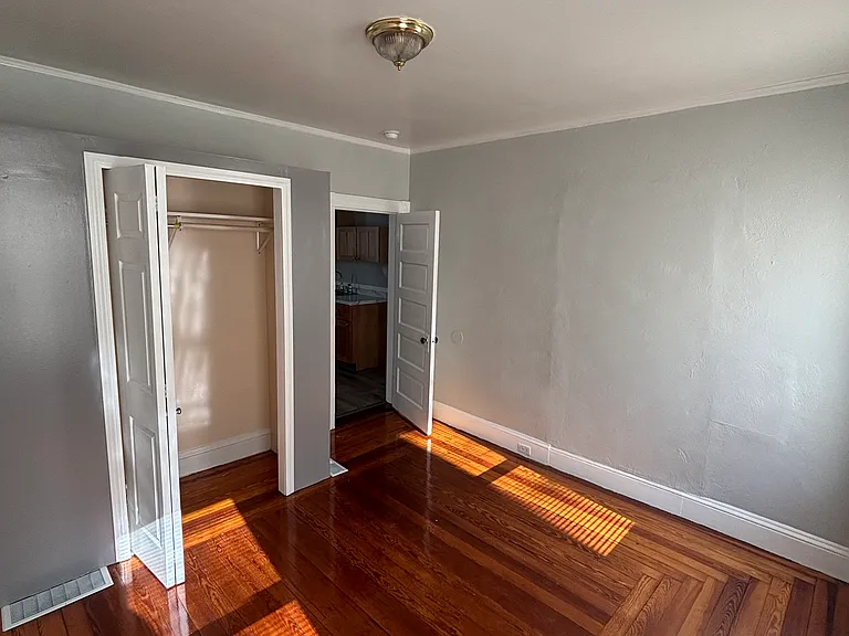 112 Pomona Ave #1F — Photo 5