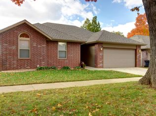 1327 S Kansas Ave, Springfield, MO 65807