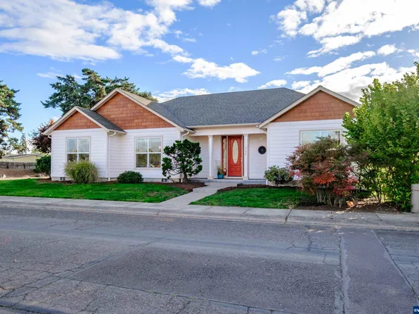 3740 Bartley Dr SE, Albany, OR 97322