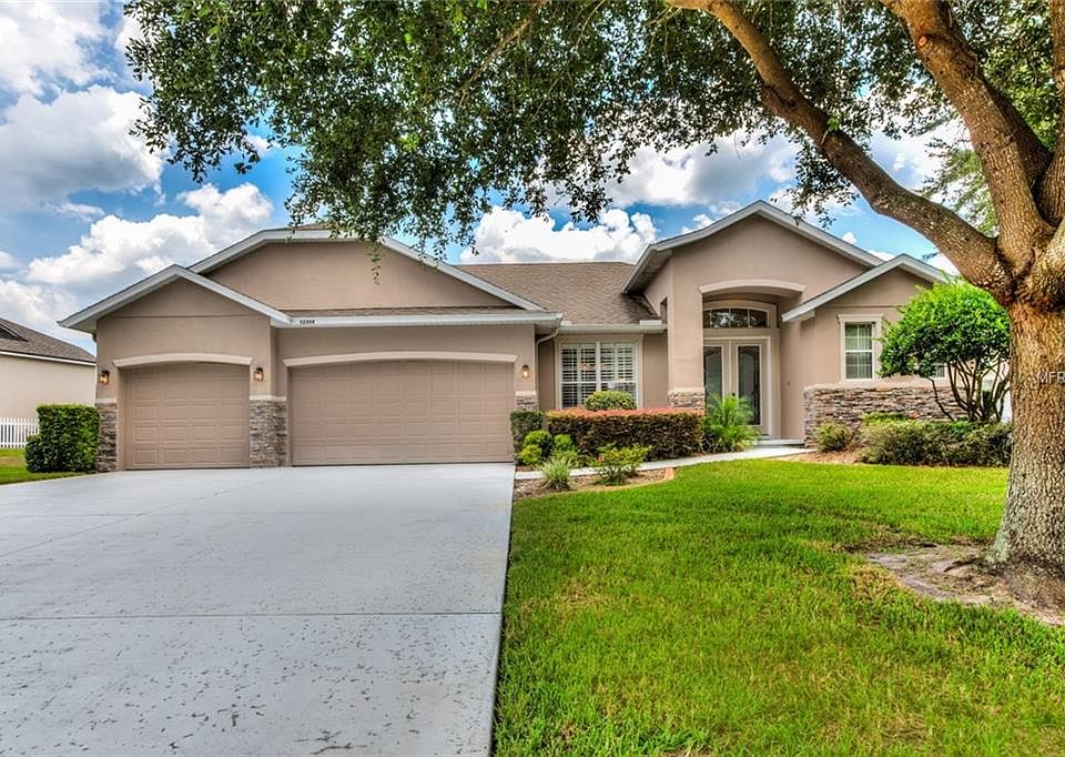 1st image of 32308 Oak Canopy Dr