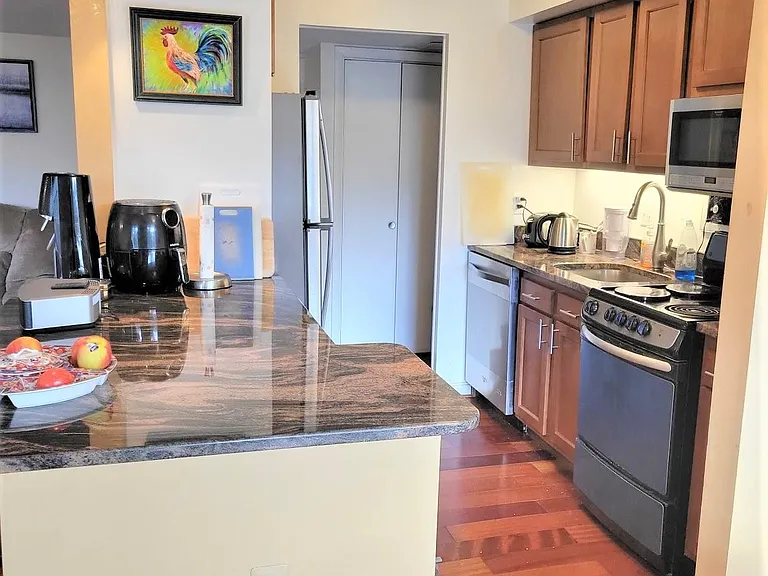 7501 Democracy Blvd — Photo 7