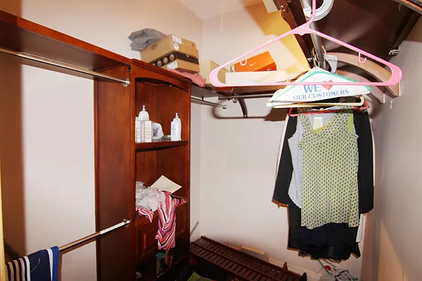 Rented by U2Apartment LLC | media 9
