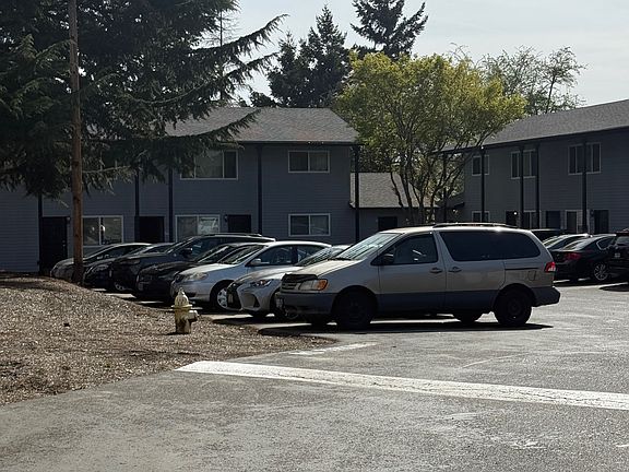 5th image of 1038 NE 21st Ave