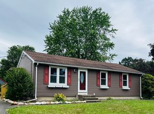 209 Casey Dr, Chicopee, MA 01020