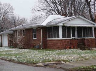 702 E State St, Princeton, IN 47670