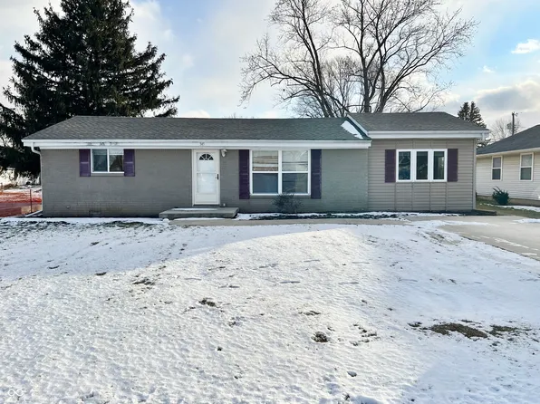 345 E College St, Russiaville, IN 46979