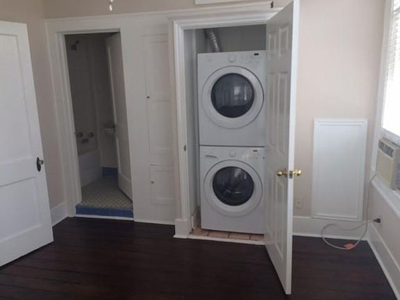 5th image of 2109 Ball St APT D