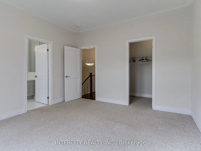 7 Adaskin Ave — Photo 34