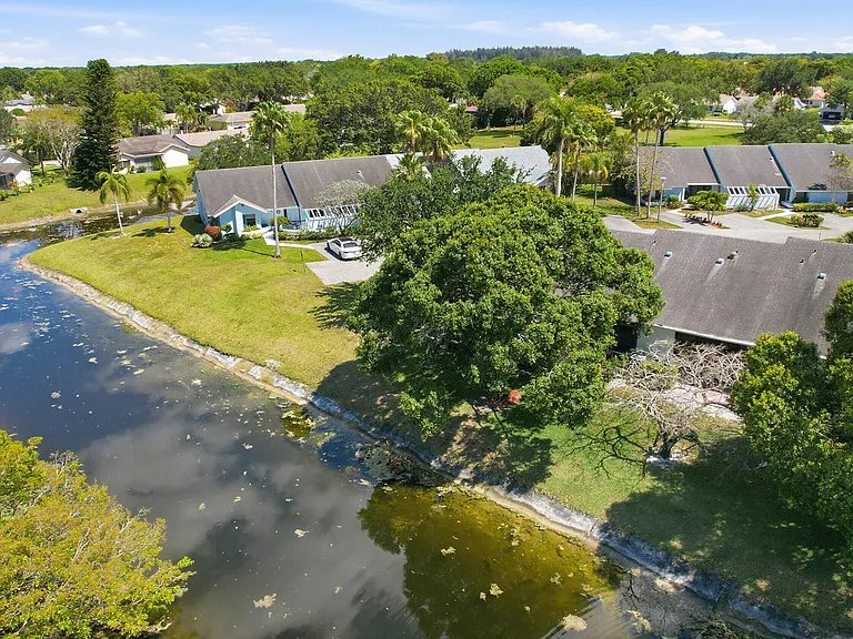 10775 Waterberry Dr — Photo 37