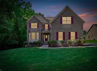 1376 Trafalgar Dr, High Point, NC 27262