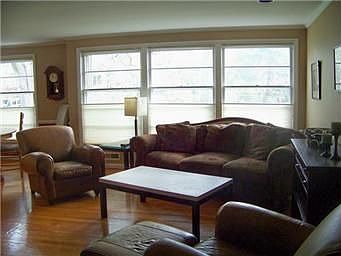 3rd image of 6511 Hodges Dr