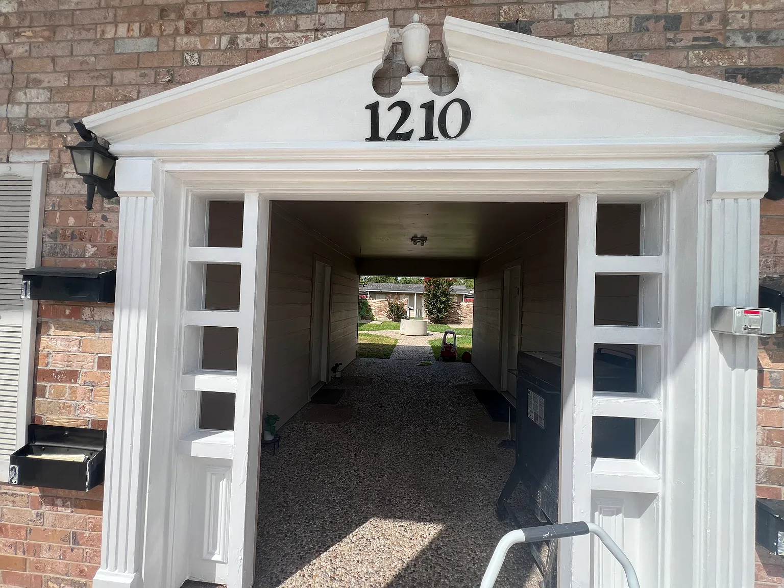 3 bed, 1404 sqft, $1,695 — Photo 2