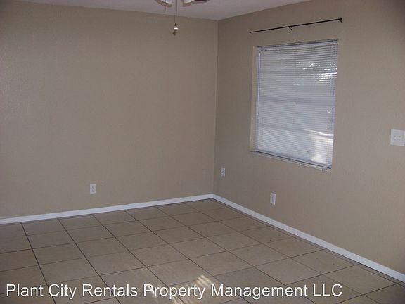 5th image of 2003 Pleasant Acre Dr