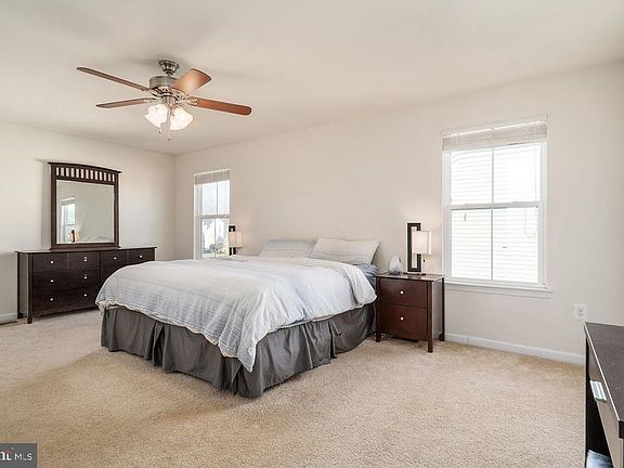 4th image of 2504 Cornell Dr