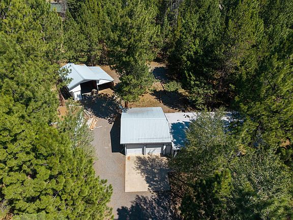 5th image of 15660 Woodgreen Ct