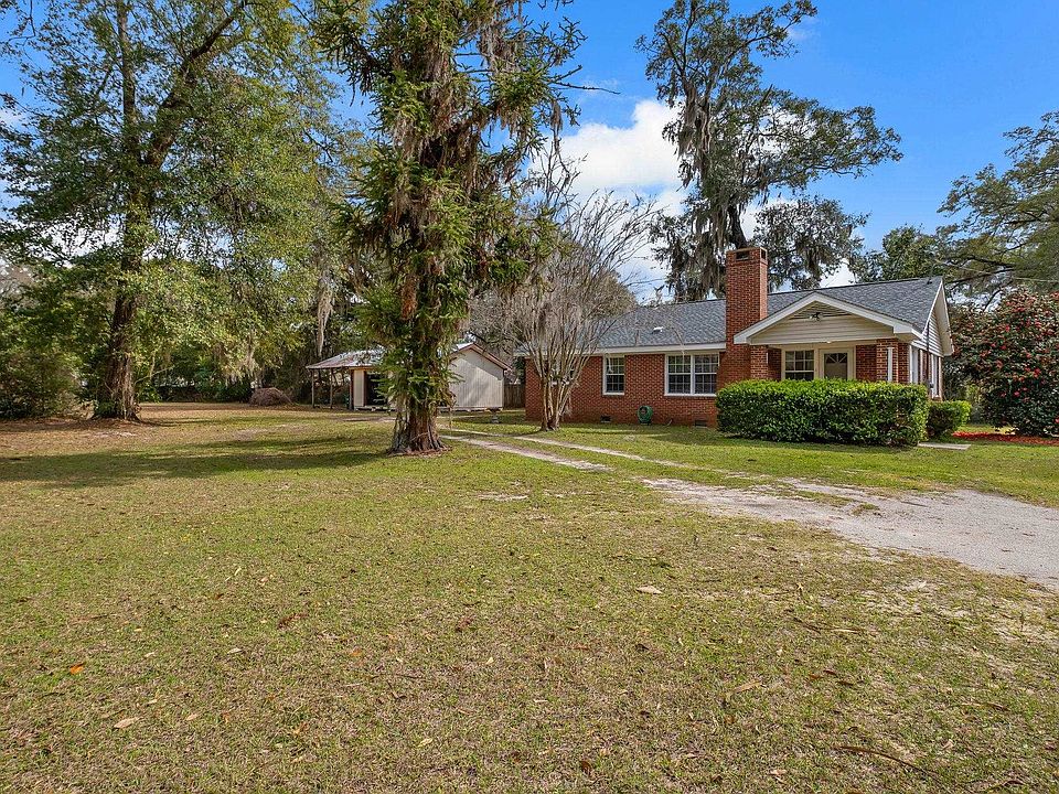 1st image of 3015 Lang Dr