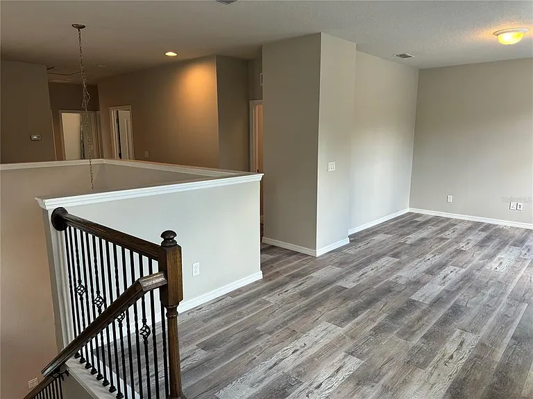 5912 Village Center Dr — Photo 27