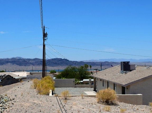 4th image of 3040 Indian Head Dr