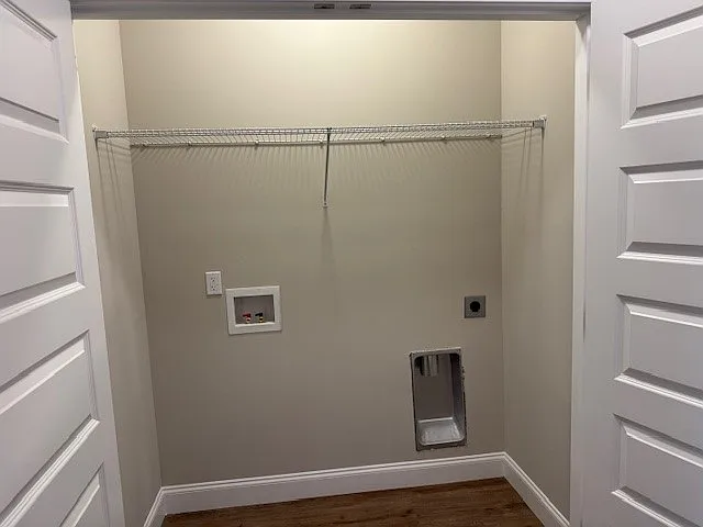 102 Riggins Ln — Photo 12