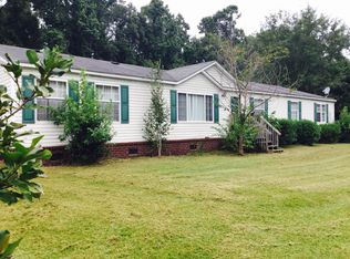530 Clydeville Ln, Cottageville, SC 29435