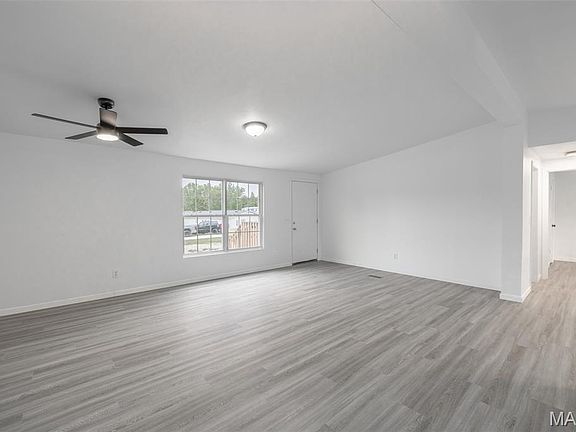 5th image of 111 Madison Rene Ave