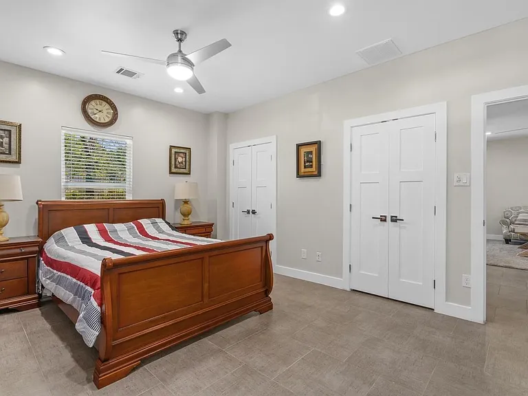 7101 Foster St #A — Photo 12