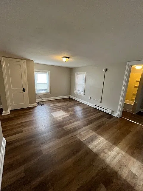 1 bed, 800 sqft, $950 — Photo 3