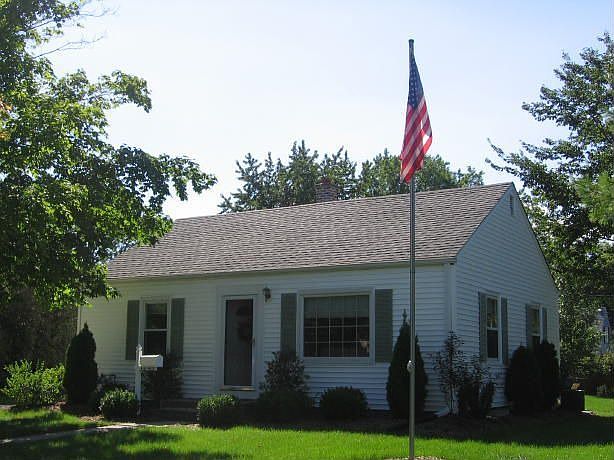 front view updated roof, windows, siding
