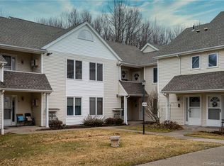 26 Millbrook Ct UNIT 26, Newington, CT 06111