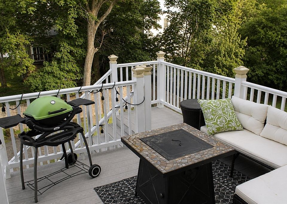 1st image of 11 Hillcrest Ave #2
