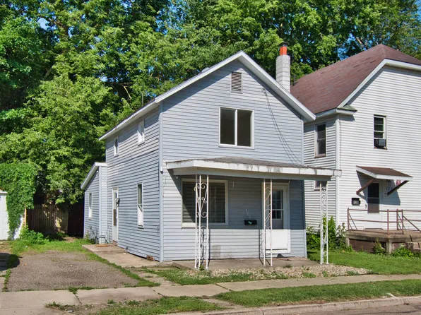122 S 5th St, Niles, MI 49120