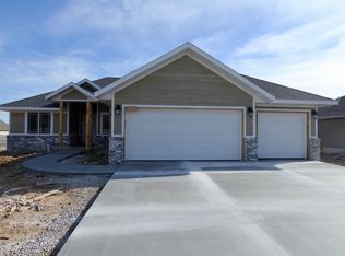 4504 W Cloverleaf Ter, Battlefield, MO 65619