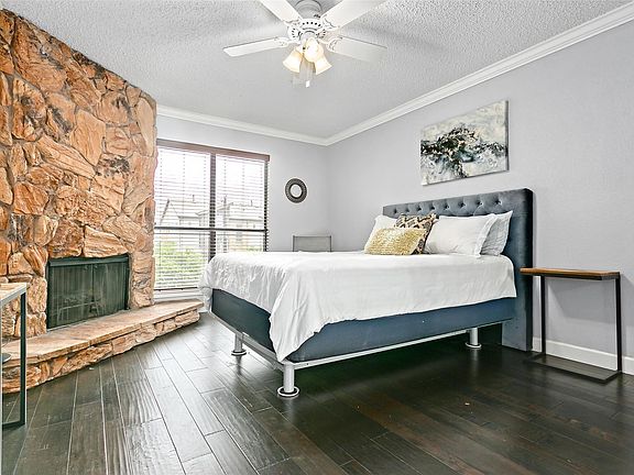 3rd image of 3314 Douglas Ave APT 202