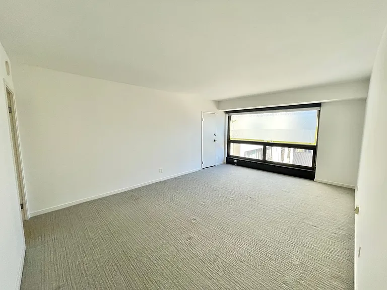 1177 California St #1132 — Photo 13