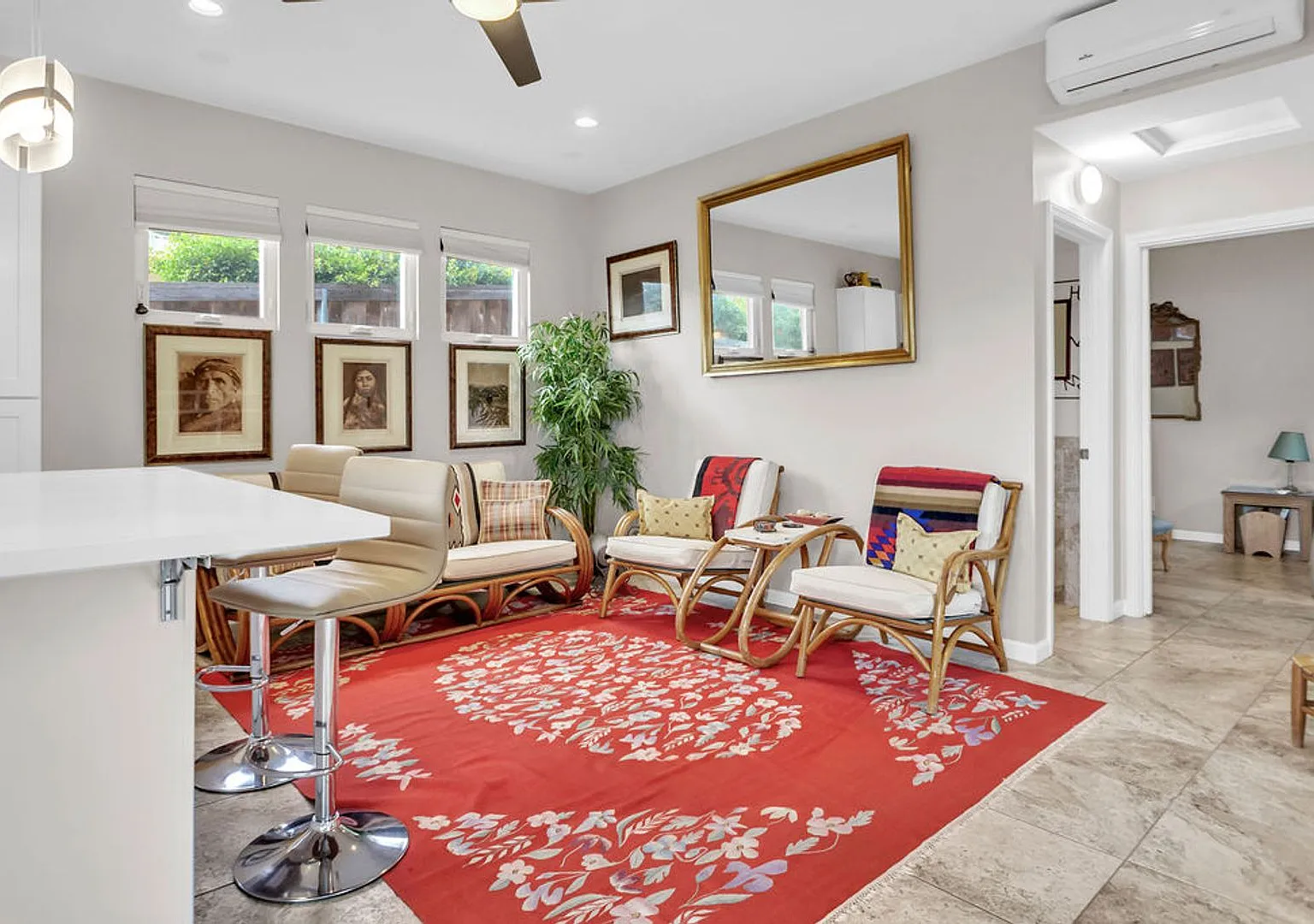 Unique opportunity to live in Bird Rock in gorgeous one bedroom unit! — Photo 4