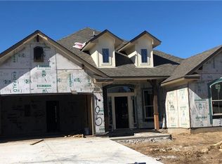 105 Caraway Dr, Woodway, TX 76712