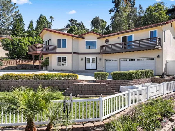 9357 Golondrina Dr, La Mesa, CA 91941